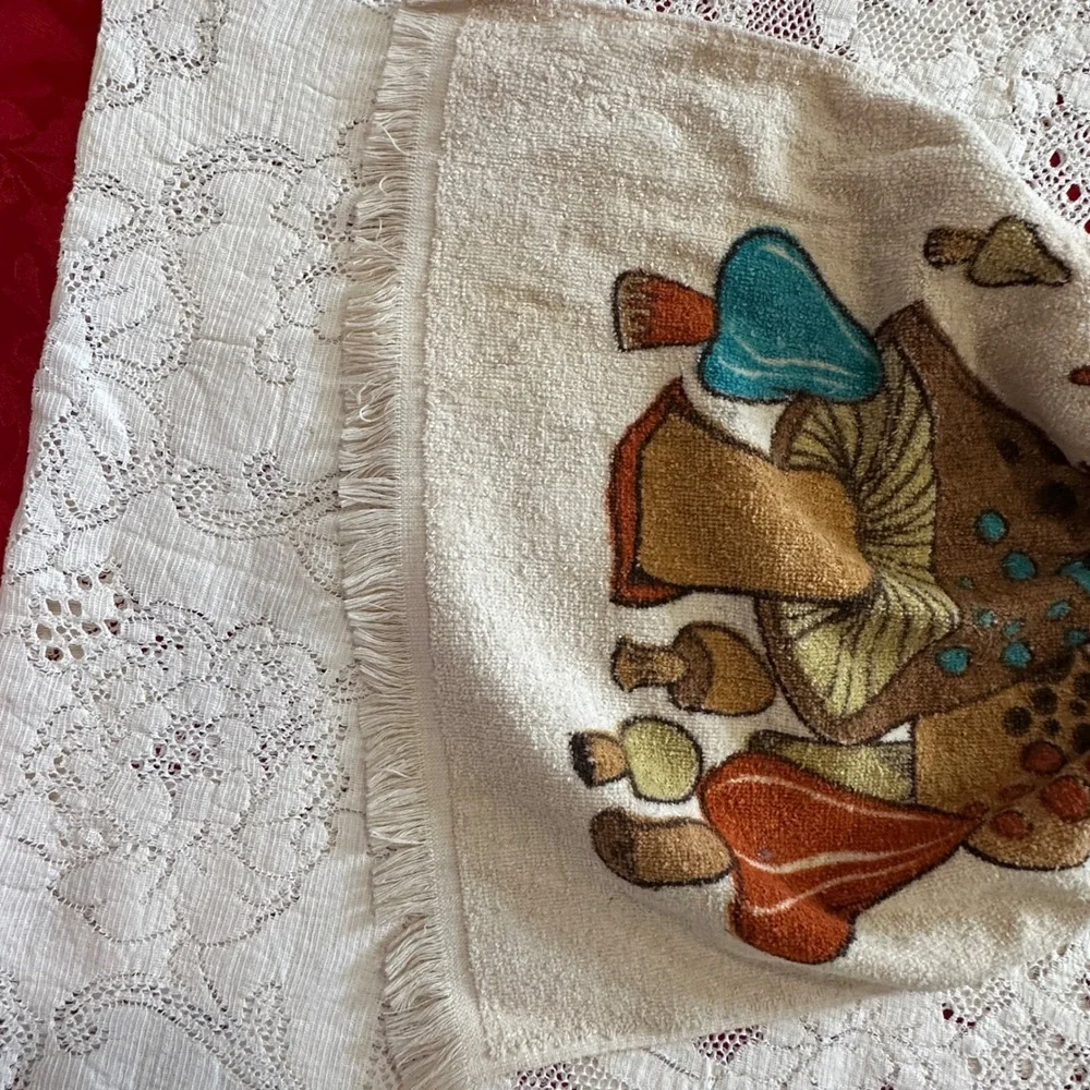 Vintage Mushroom Hanging‎ Kitchen Towel Crochet Top Brown Fringe Cottagecore
